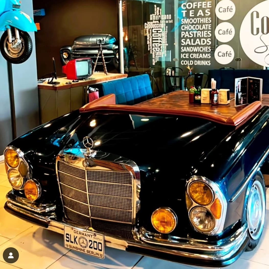 Restaurant image